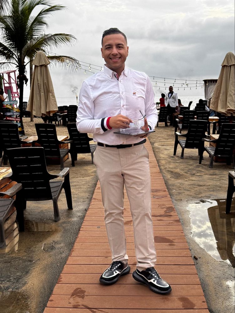Foto de Juan David Neira usando Valenzza